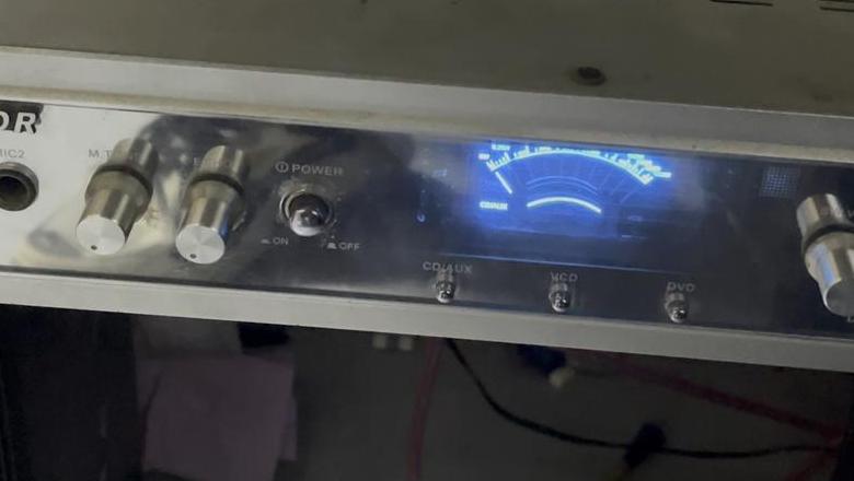音响接电脑上有杂音怎么回事啊