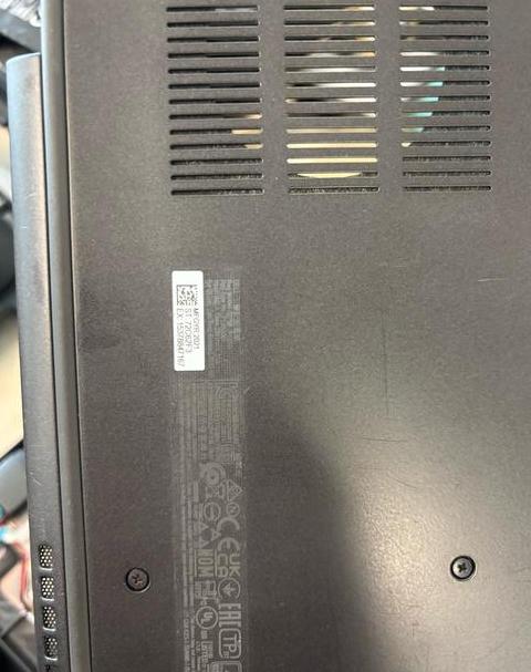 笔记本电脑没有电了插上电源x
