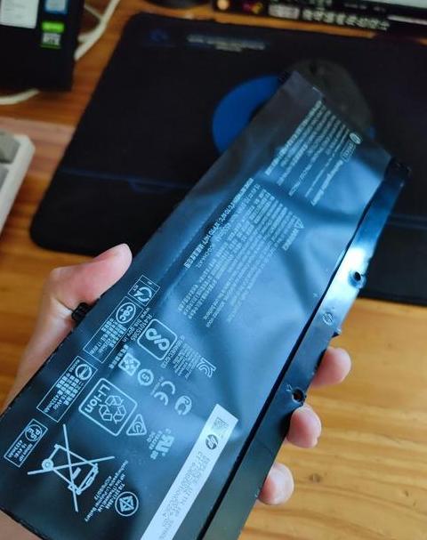 电脑电池更换费用一览：不同品牌型号价格解析