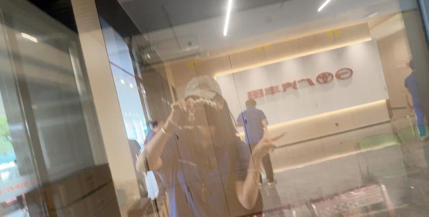 华为P50系列：徕卡合作终结，纪念款手机即将登场？