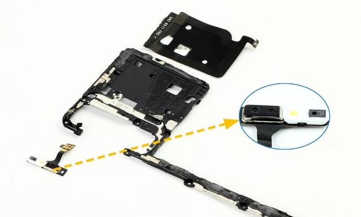 华为mate60pro听筒缝隙怎么清理