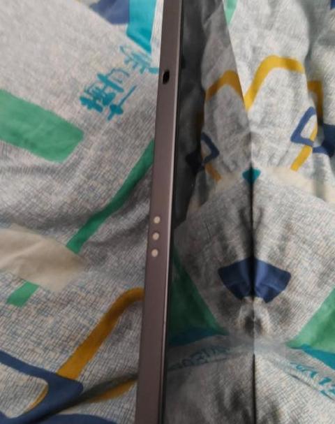 小新电脑充电器能充手机吗