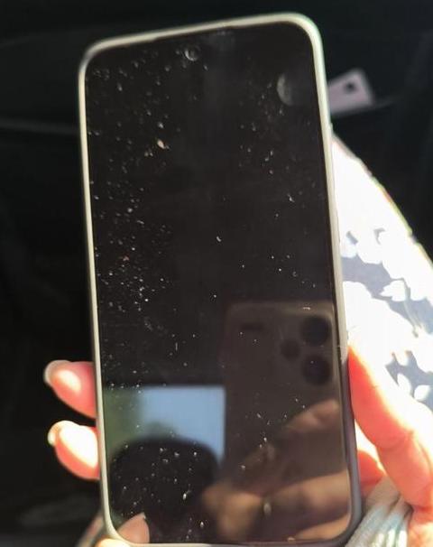 红米手机进水开不了机还能修好吗