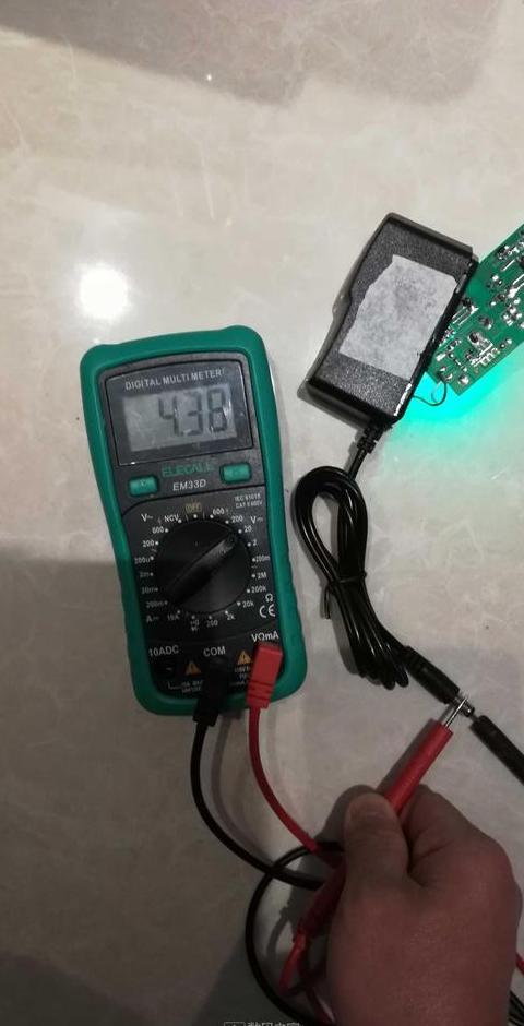 电脑电源供电不稳定会有哪些表现