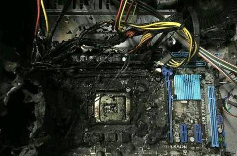 笔记本开机电源灯闪烁后熄灭？排查与解决方法！
