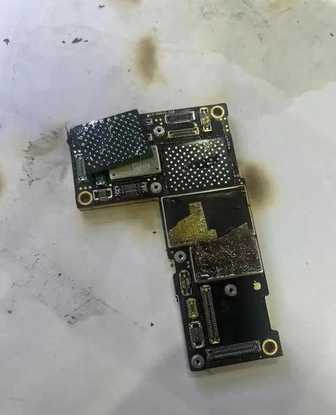 苹果手机无服务但能用wifi