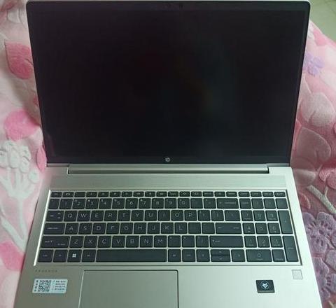 笔记本质量哪家强？HP、联想、苹果三强争霸