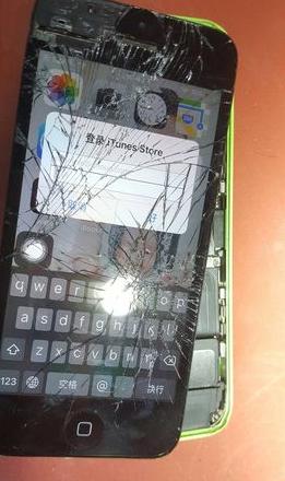 为什么手机屏幕有水就失灵了