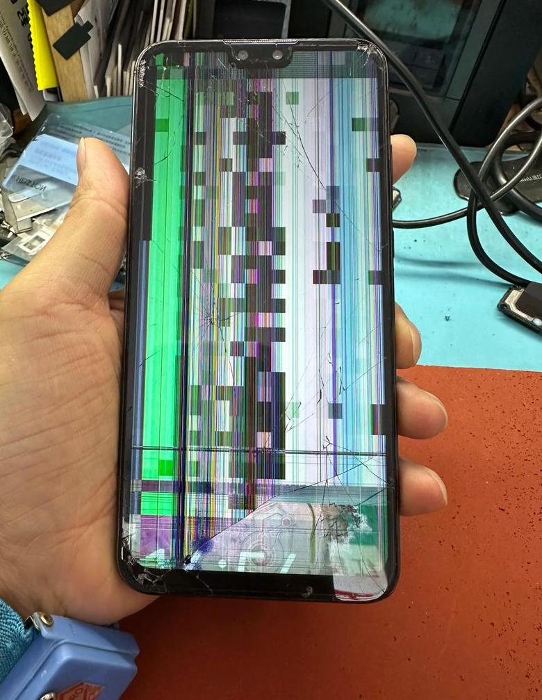 华为mate60摔了会坏吗