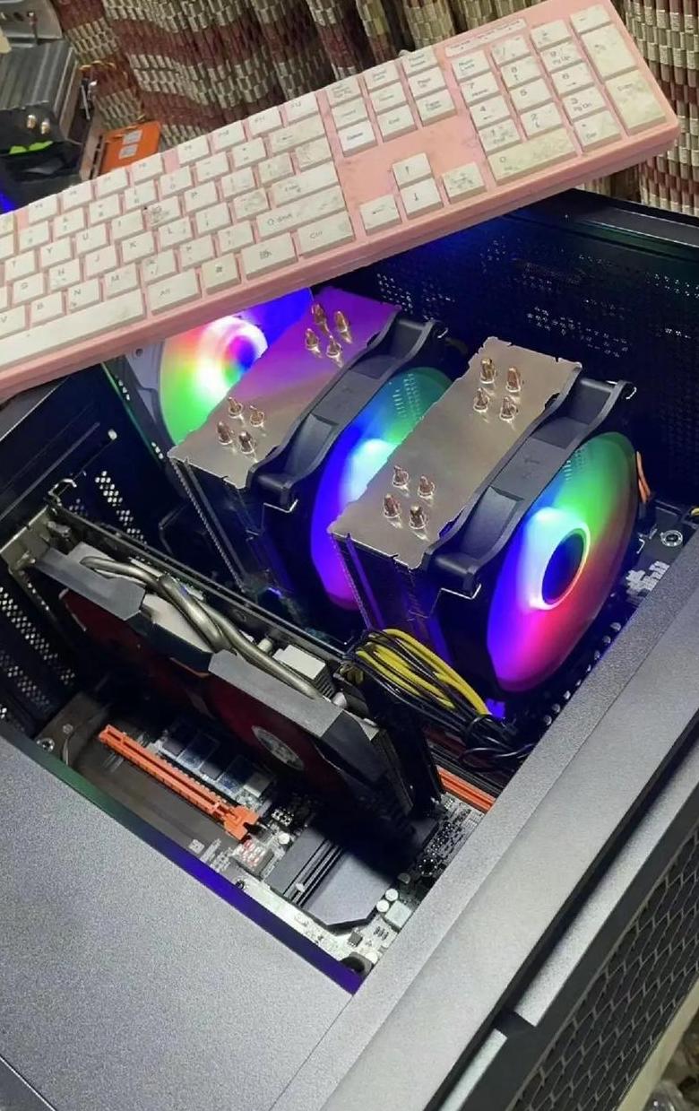 Win10与Win7在旧电脑上的性能对比：哪个更流畅？