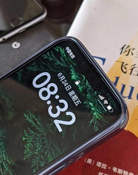 手机贴钢化膜后触摸不灵敏的原因及解决方法