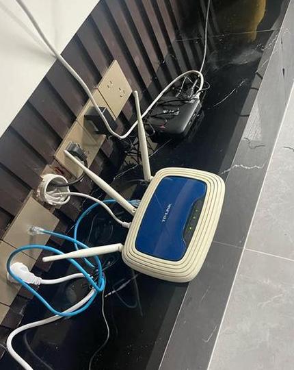 电脑网线插上了还是显示未插网线