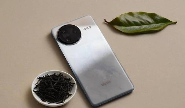 红米note11pro值得入手吗