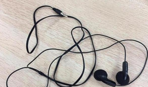 Win10耳机无声音？教你几步轻松解决！