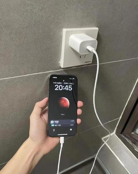 手机充电器充上一直在响怎么回事
