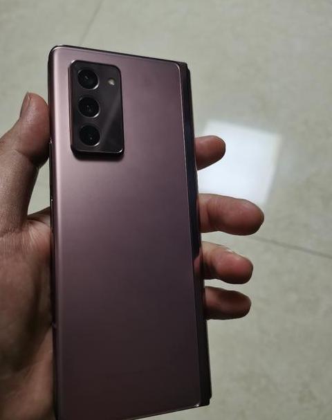 三星GalaxyZFold2全面评测：硬件参数解析与体验分享