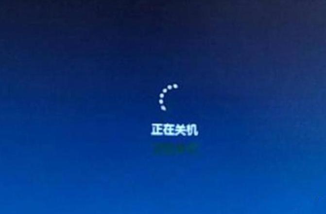 电脑开机无显示、自动重启原因及解决方法