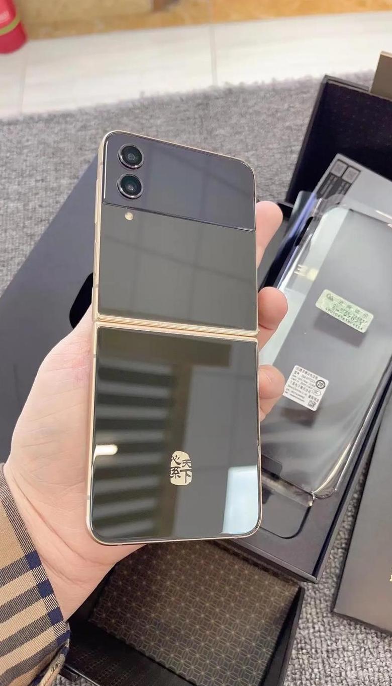 三星GalaxyZFold3参数解析及购买建议